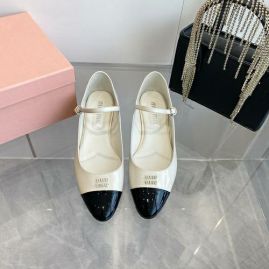 Picture of Miu Miu Shoes Women _SKUfw156968655fw